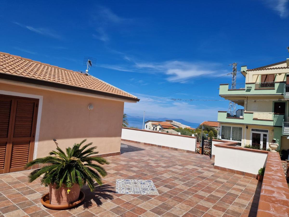 Franci E Aurora House Villa Capo dʼOrlando Eksteriør bilde